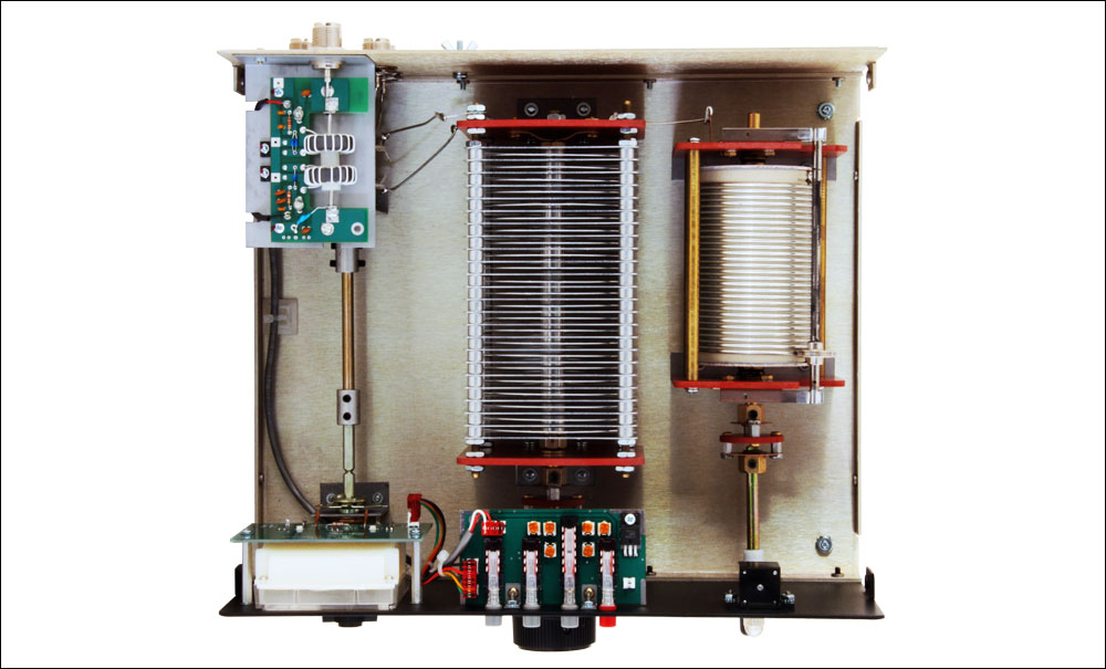 Palstar AT2KD Antenna Tuner
